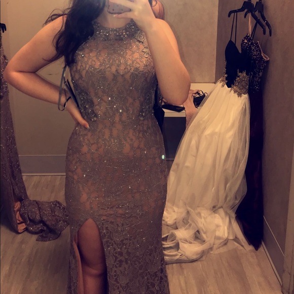 Prom Dress - Picture 2 of 4